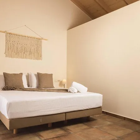 Marvelous Zakynthos | 2 Bedrooms | Hisui | Spacious Sun Terrace | Private Pool With Integrated Jacuzzi | Bbq | Kydoni Gaitani